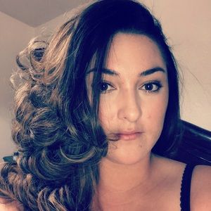 Meet your Posher, Lindsey